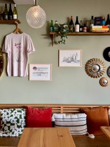 exposition paper and pen chez embruns lorient